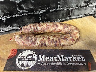 Droge worst Mangalica met pijnboompitjes